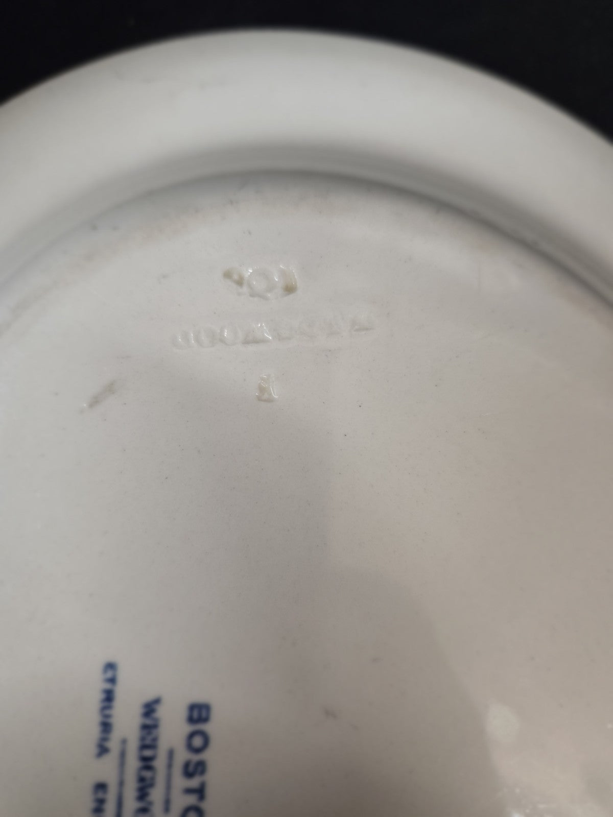 Vintage WEDGWOOD "BOSTON" Etruria, England 10 1/4" Oval Platter Blue, Red, White
