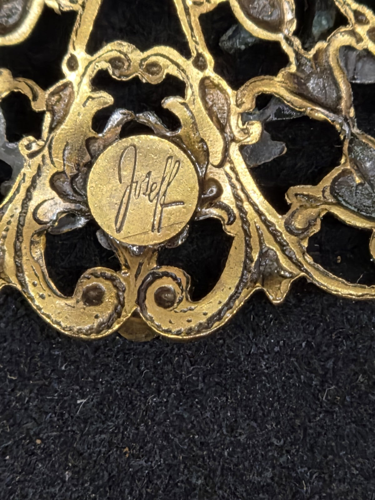 Joseff of Hollywood Cherubs Rhinestones Hollywood Regency Brooch