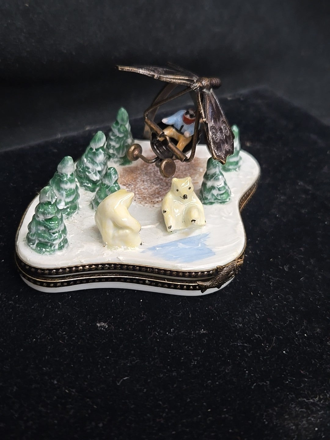 Hand Painted Limoges Trinket Box Polar Bears Butterfly France Peint Mein Rare