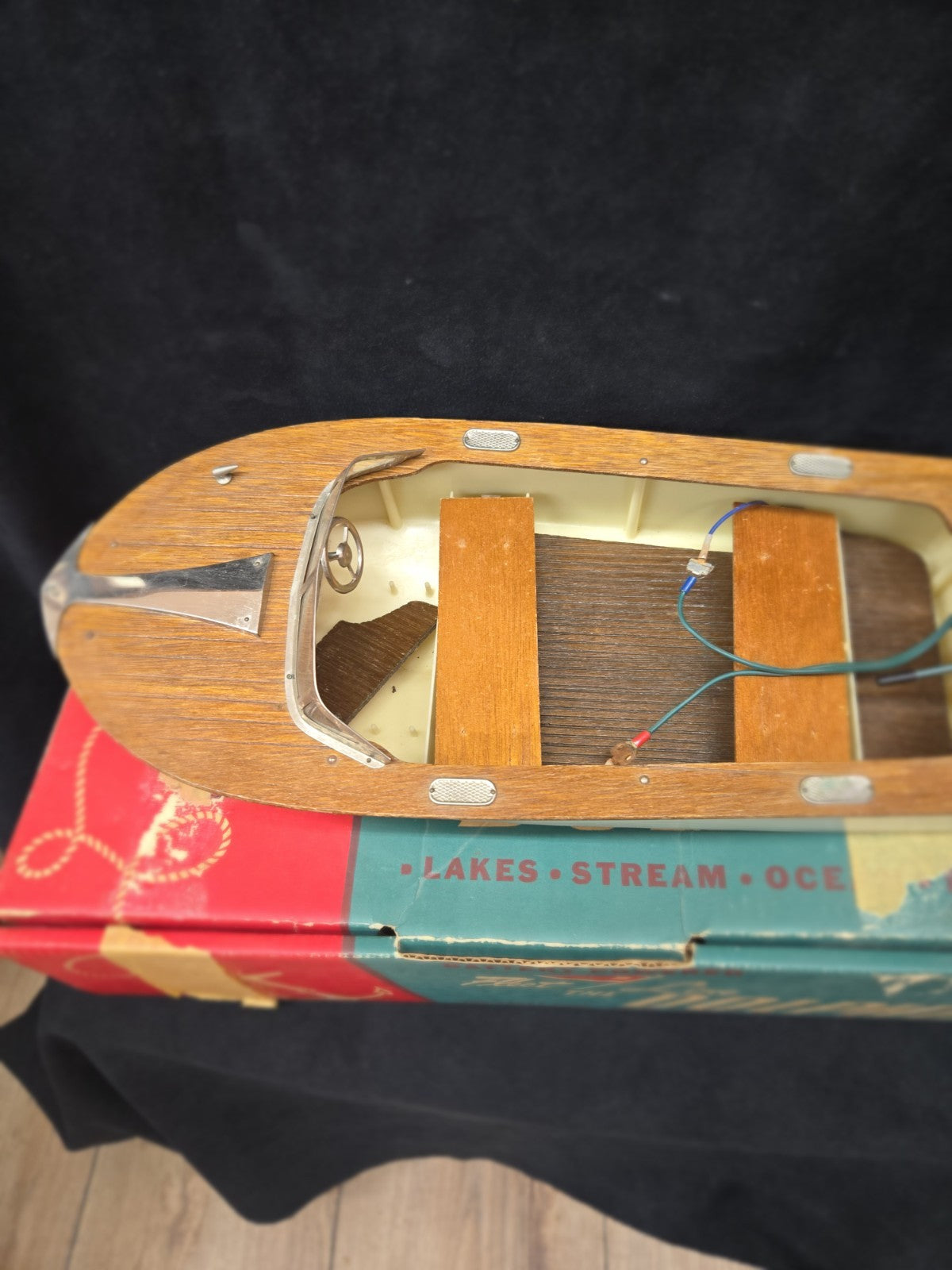 1956 K&O Scott Atwater 33 HP Toy Electric Outboard Motor Fleet Line Dolphin