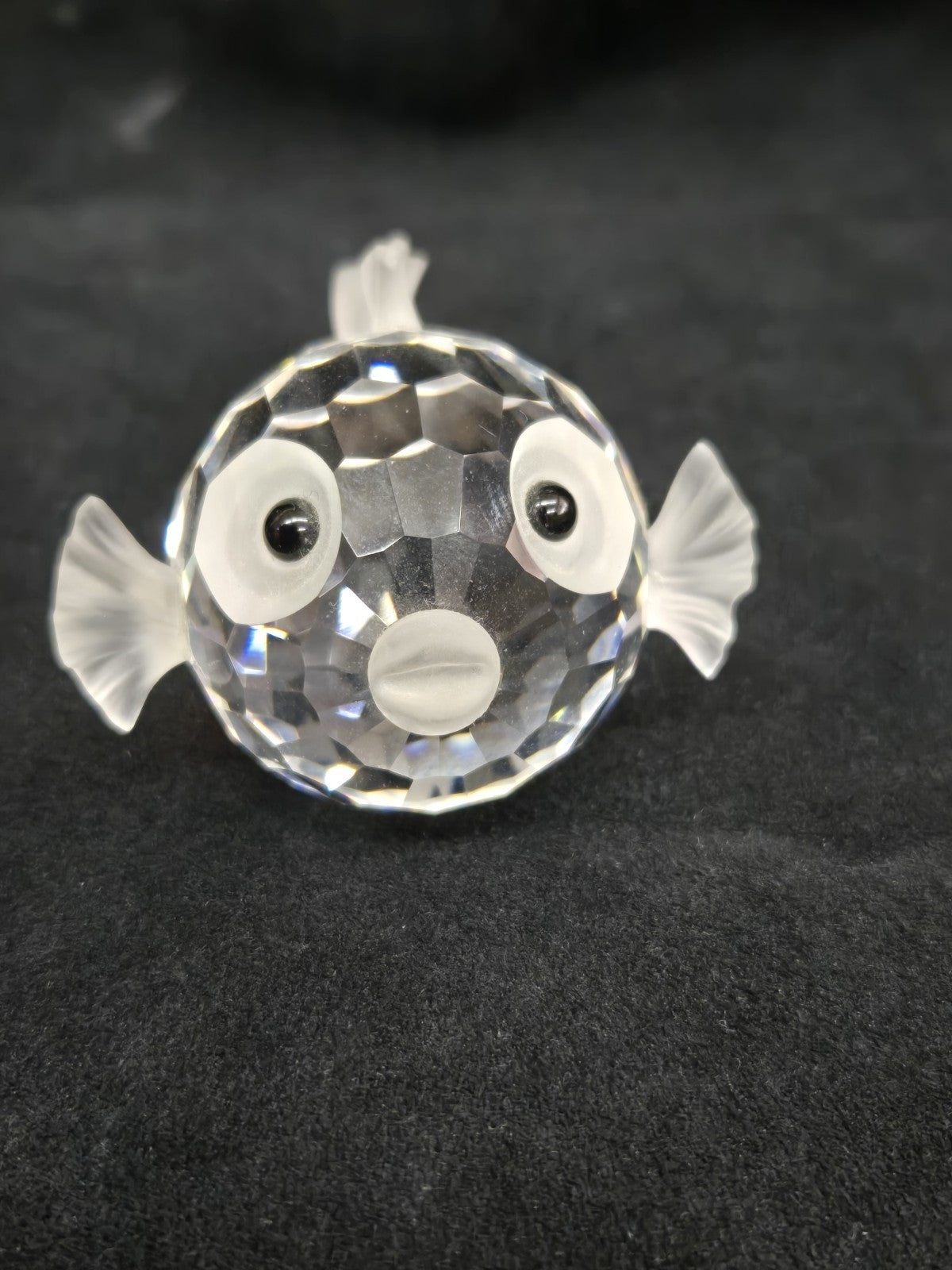 SWAROVSKI SILVER CRYSTAL BLOW PUFFER  FISH  7644 NR 041000 W/box