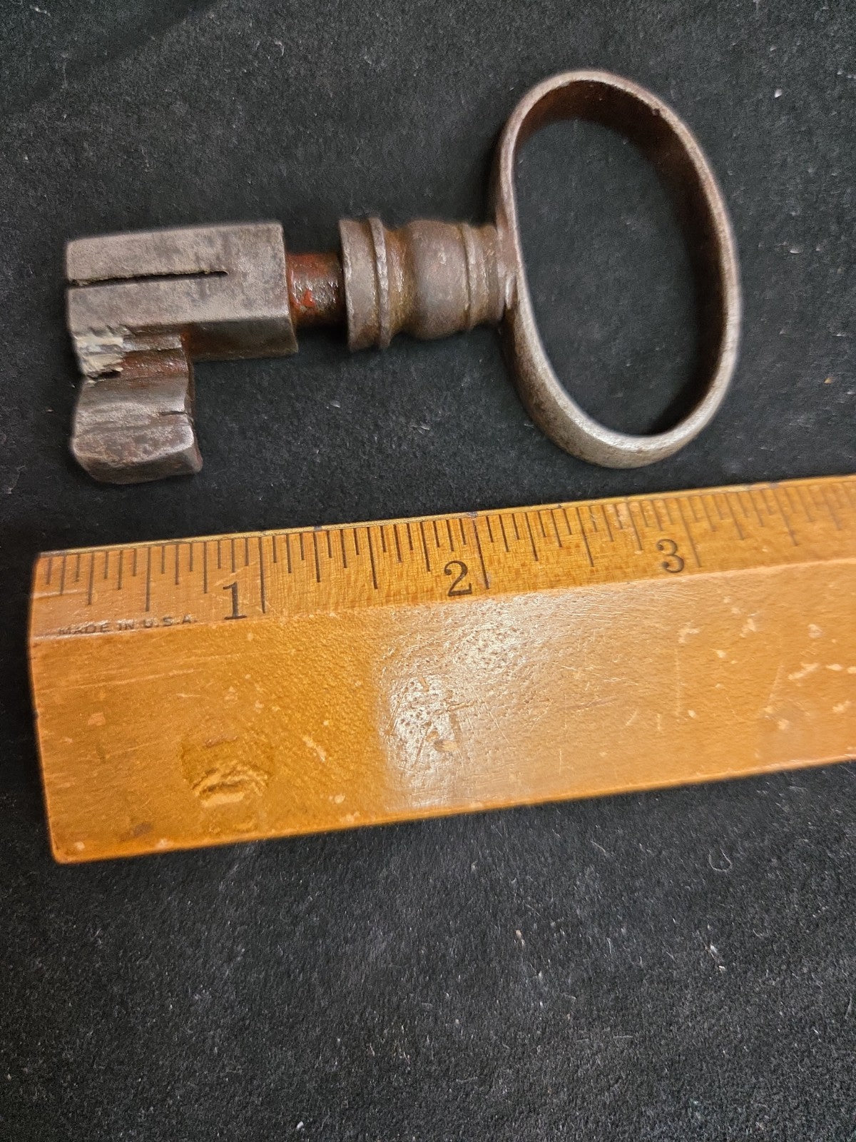 Georgian Rare Steel Cabinet Key Threaded Screw