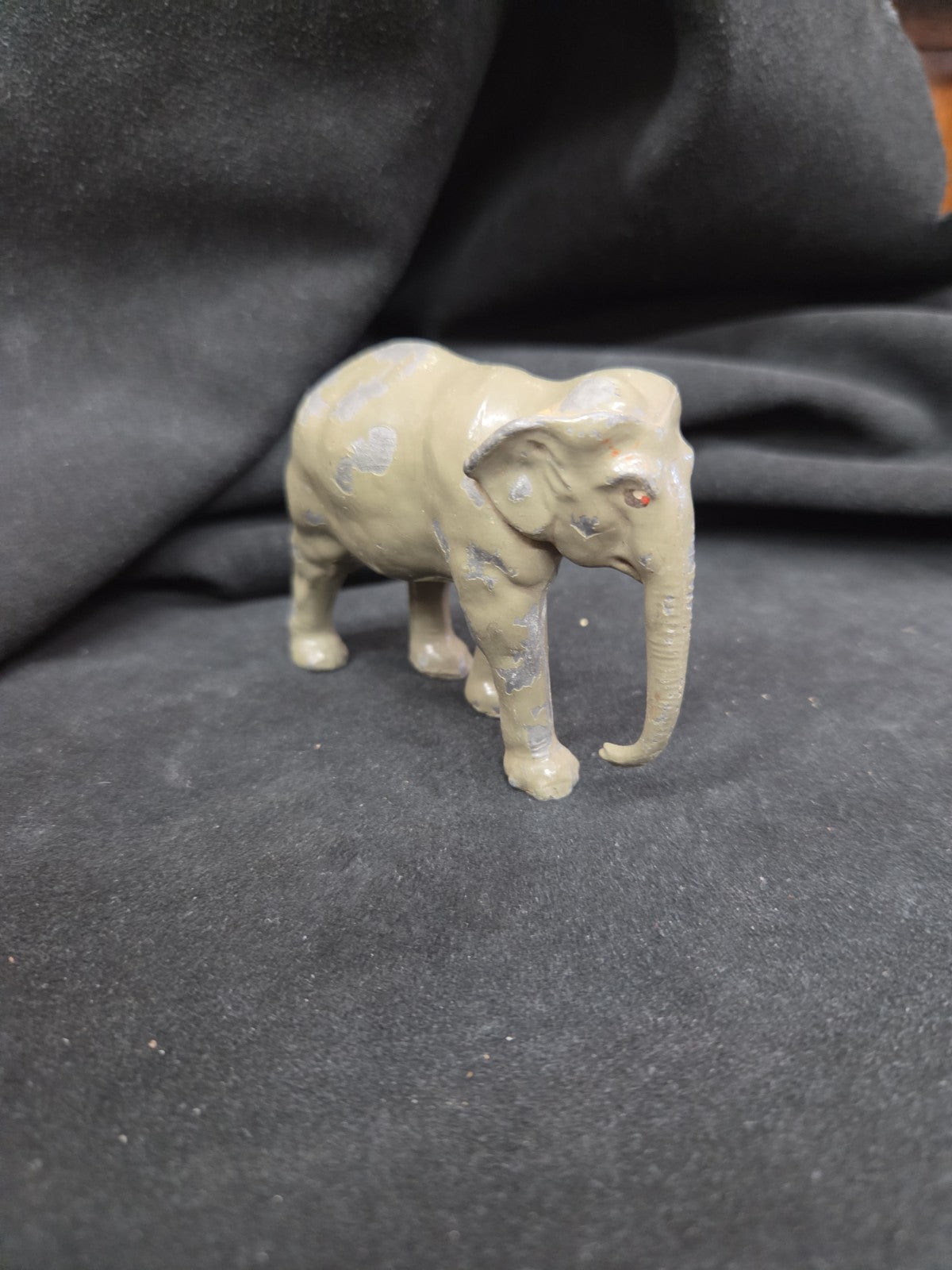 Old Britains, Ltd 1930s Lead Zoo Series, Adult Indian Elephant