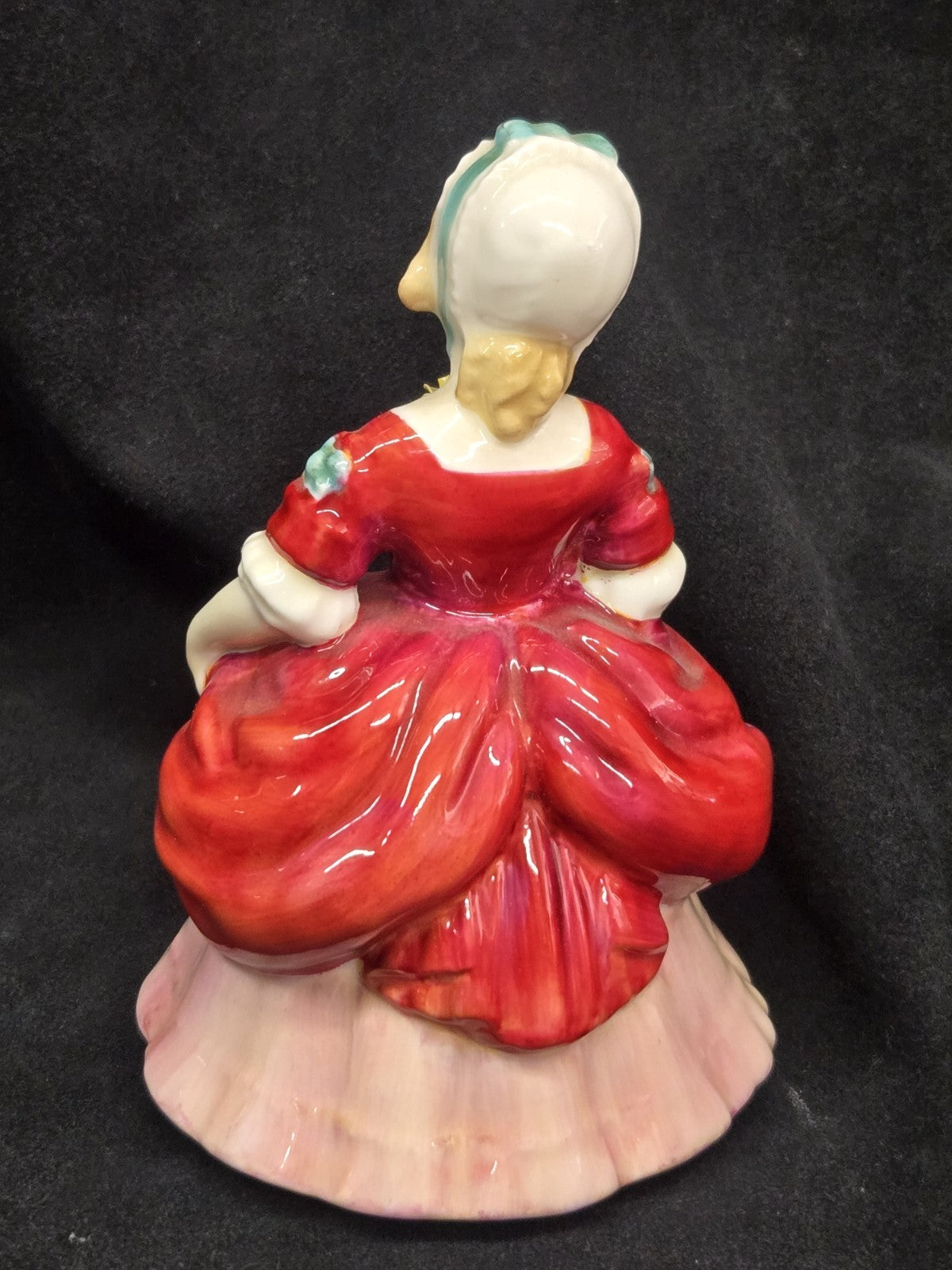 Valerie Figurine Royal Doulton, HN2107, 5.25” Tall