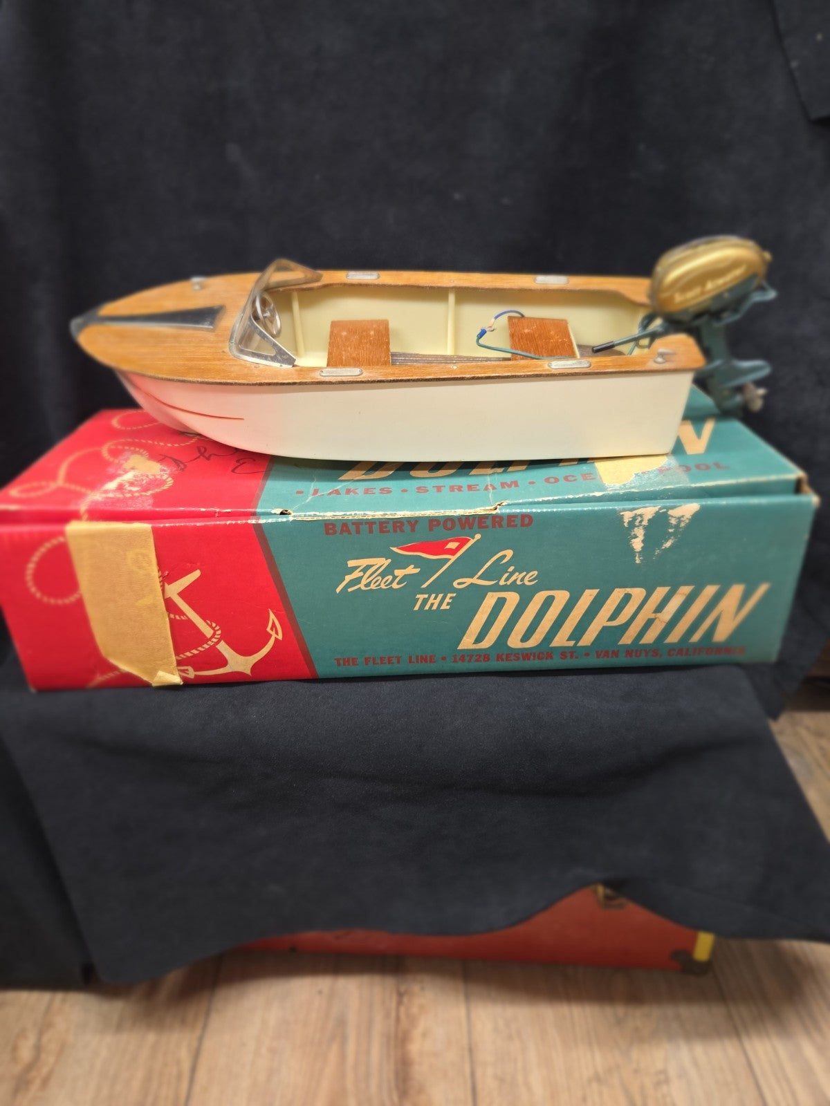 1956 K&O Scott Atwater 33 HP Toy Electric Outboard Motor Fleet Line Dolphin