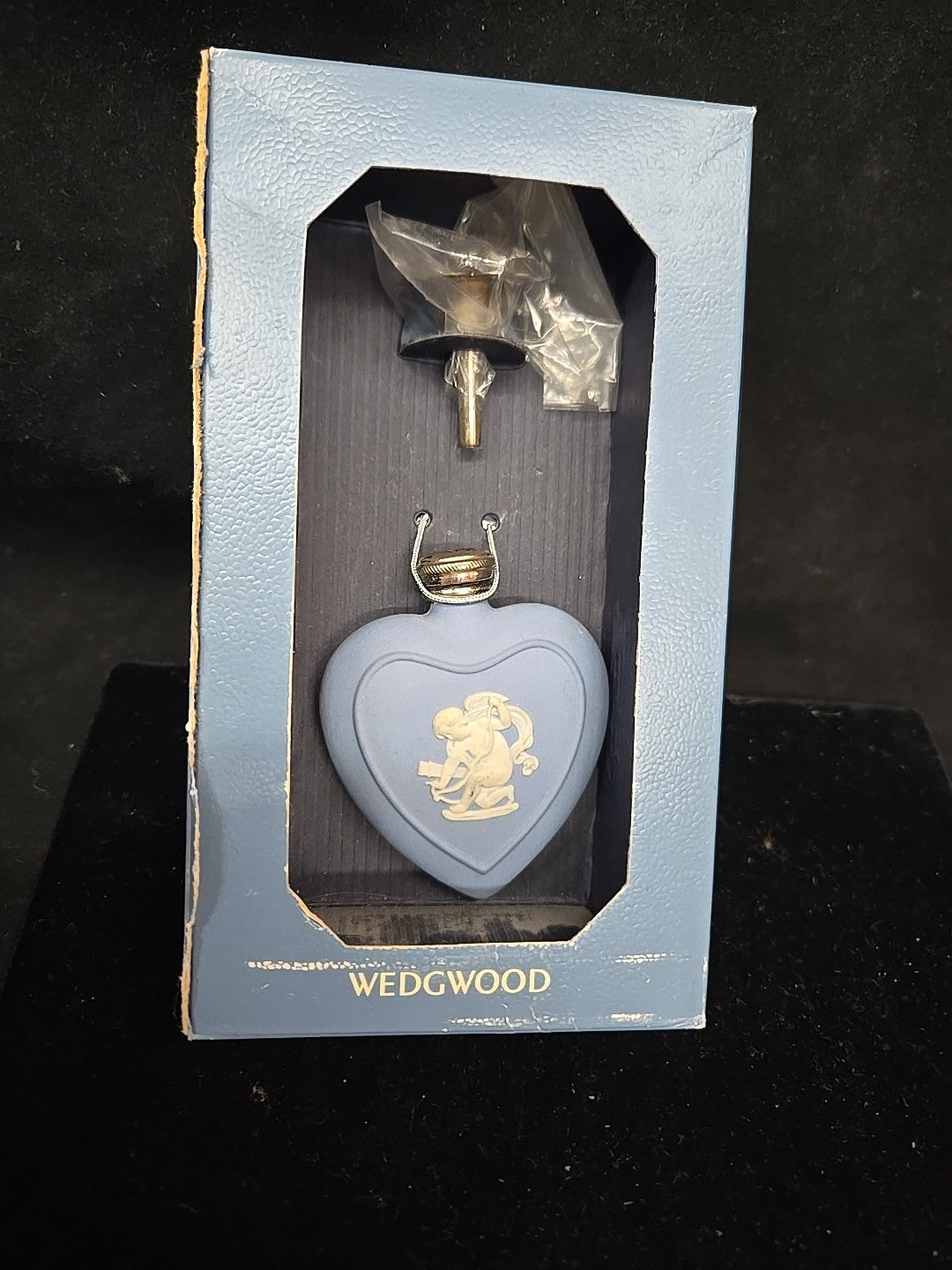 Heart Cupid Jasperware Scent Potion Perfume Wedgwood England Bottle W/ Funnel