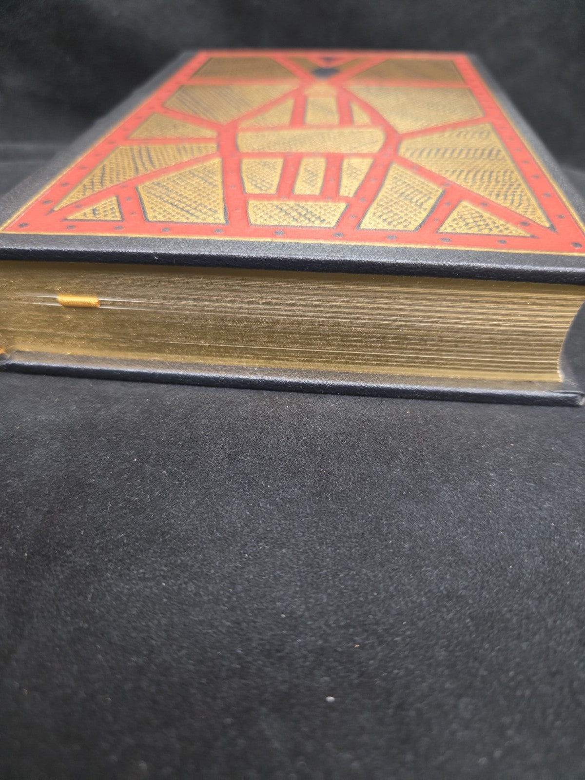 The Songlines by Bruce Chatwin (1987, HC) SIGNED 1st Franklin Library Leather