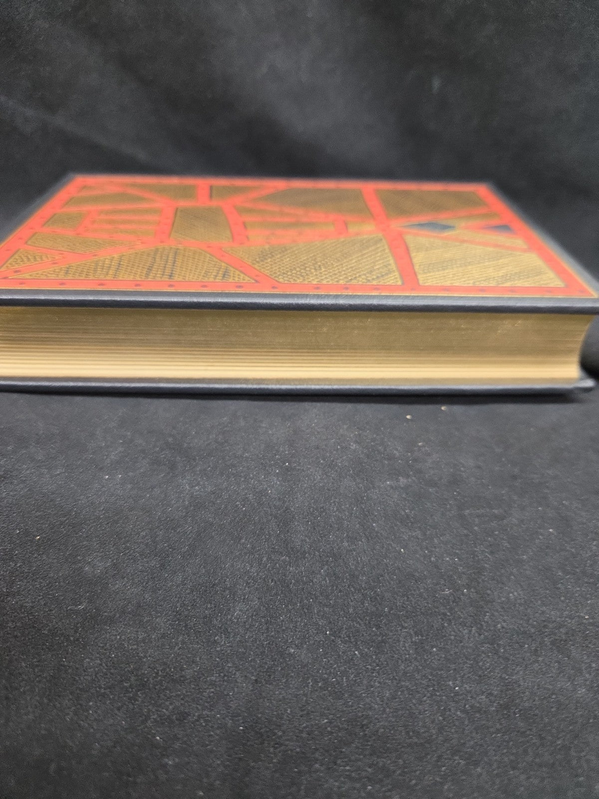 The Songlines by Bruce Chatwin (1987, HC) SIGNED 1st Franklin Library Leather