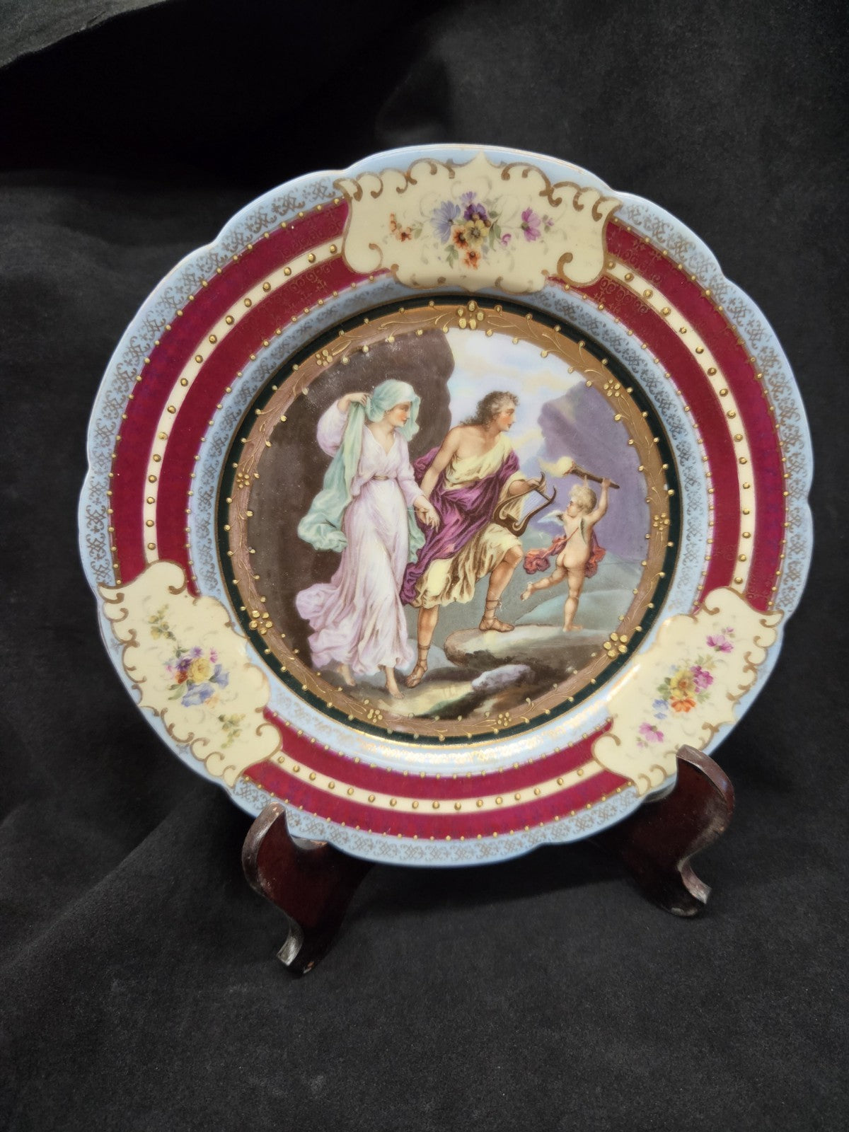 Fine Antique Royal Vienna Hand Painted Plate Beautiful Couple Cupid Portrait