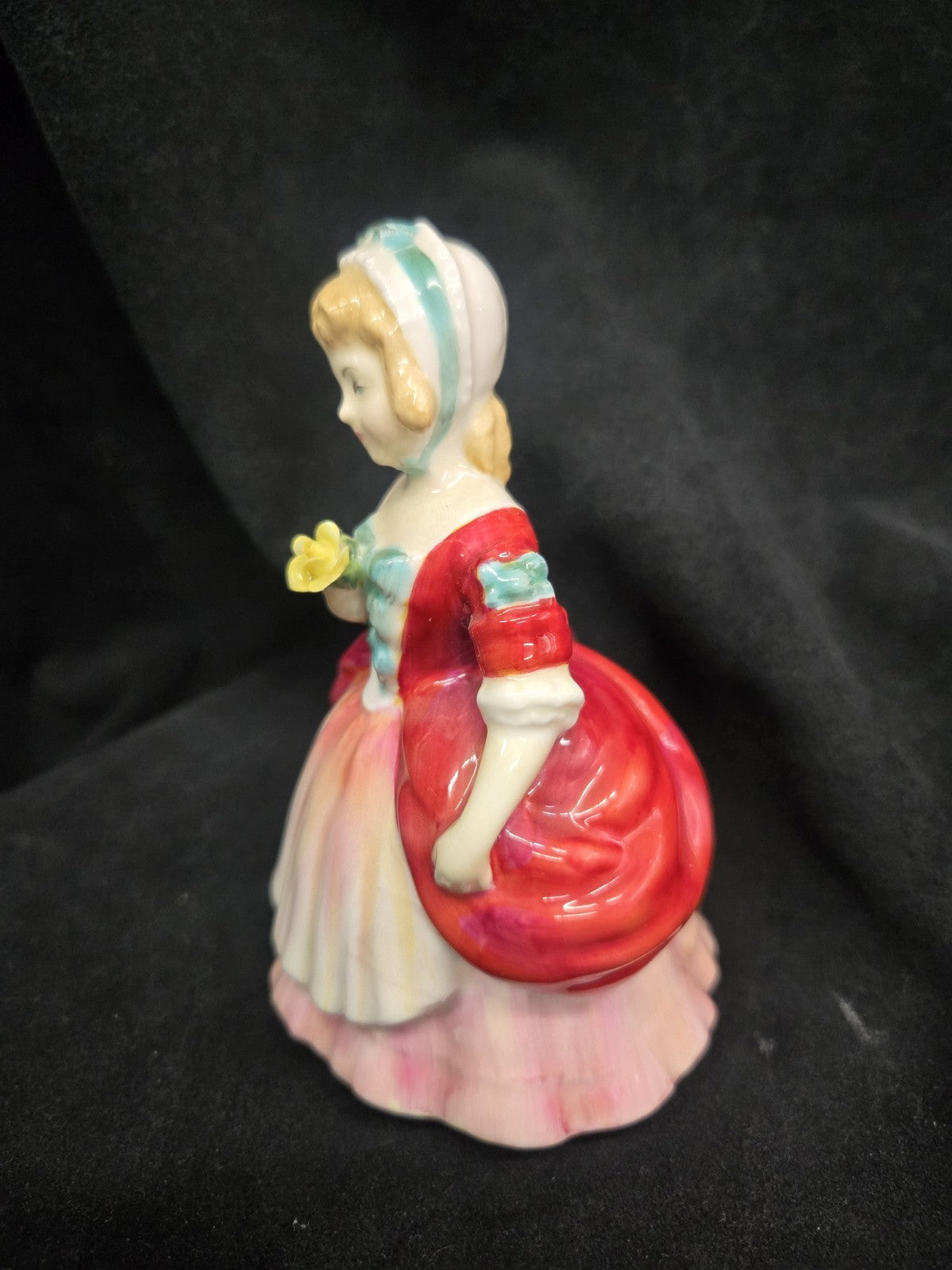 Valerie Figurine Royal Doulton, HN2107, 5.25” Tall