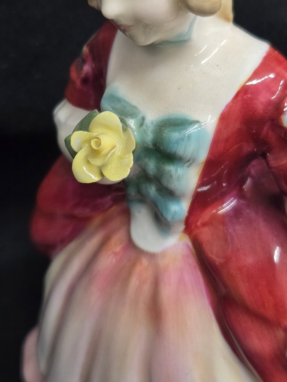 Valerie Figurine Royal Doulton, HN2107, 5.25” Tall