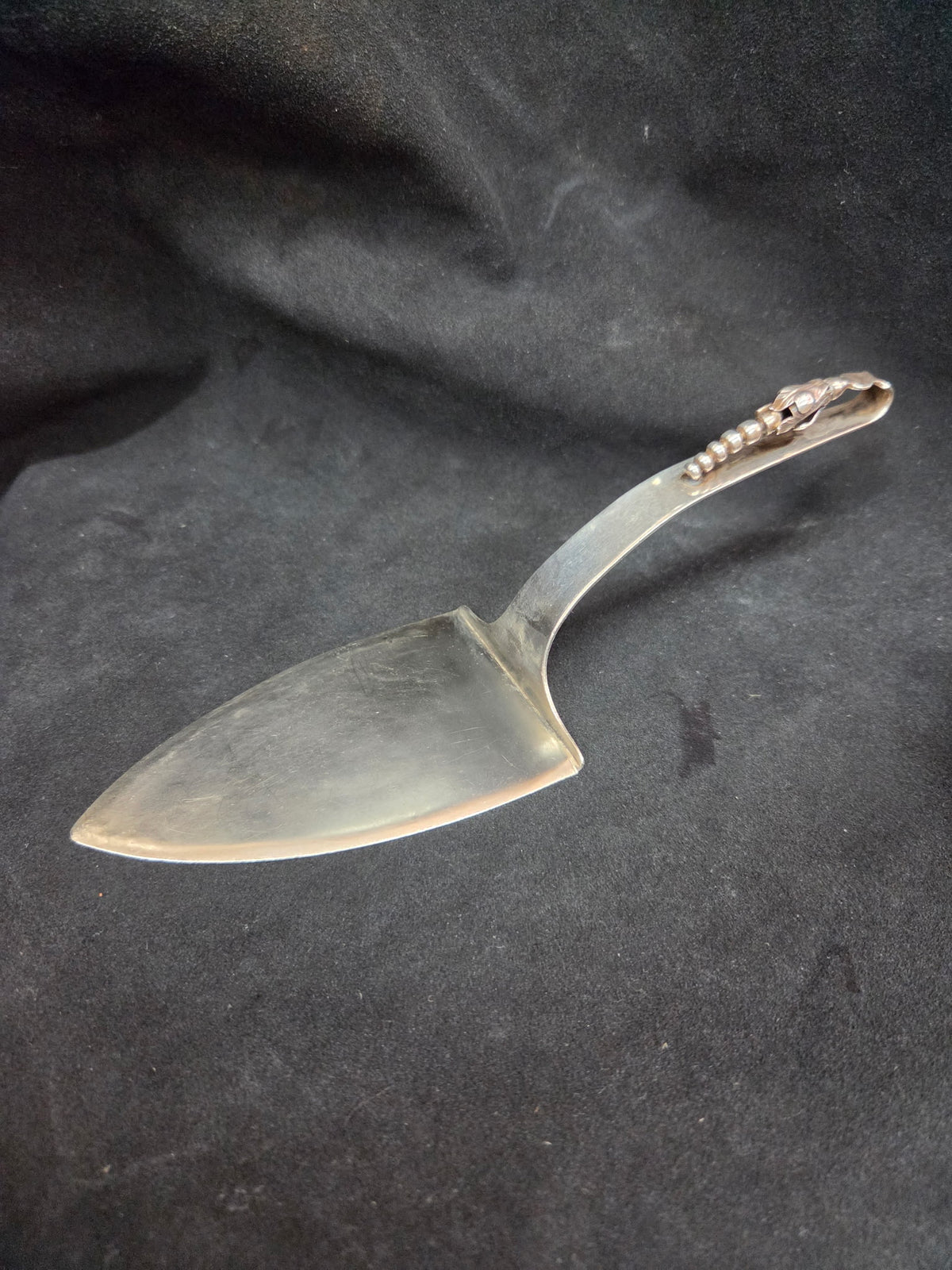 Blossom by Ramirez Mexican Sterling Silver Pie Server FH AS 8" Figural