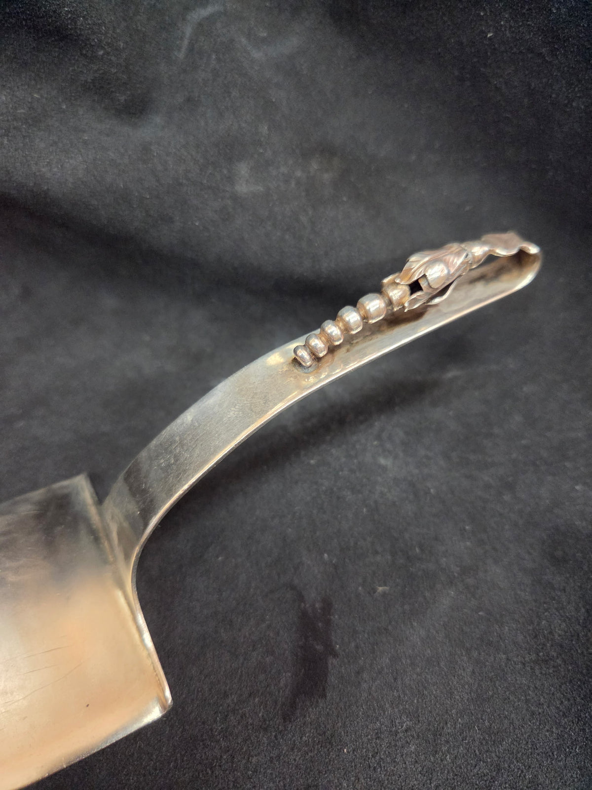 Blossom by Ramirez Mexican Sterling Silver Pie Server FH AS 8" Figural