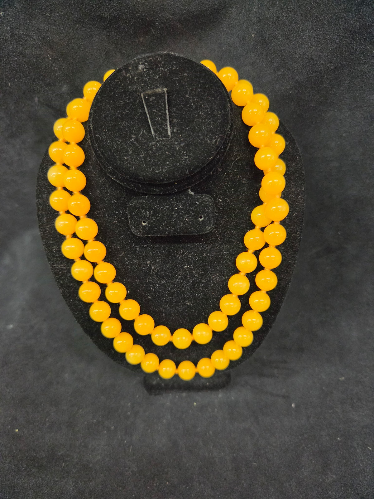 Yellow jade necklace